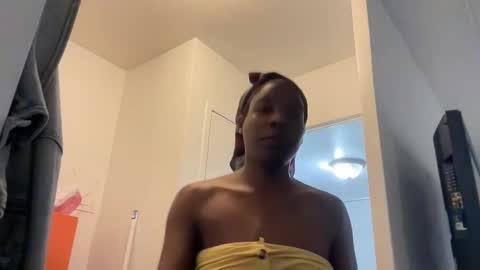 littyleesh1 online show from 25, 9, 2025