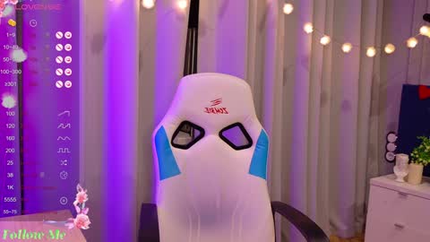 Snapshot of liv_fay chatting on 4, 2, 2025 Liv 3 online show from 4, 2, 2025