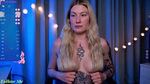 Snapshot of liv_fay chatting on 20, 2, 2025 Liv 3 online show from 20, 2, 2025