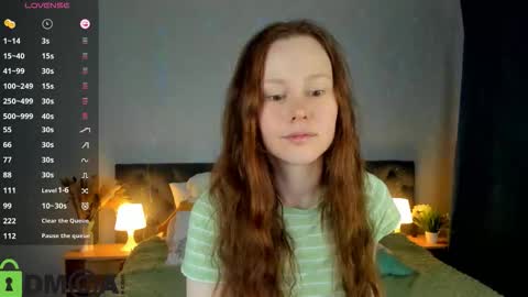 livelyluna online show from 26, 9, 2025