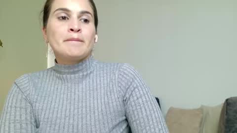 Snapshot of liz_devine chatting on 30, 11, 2025 liz online show from 30, 11, 2025