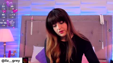 Snapshot of liz_grey_ chatting on 10, 1, 2025 online show from 10, 1, 2025
