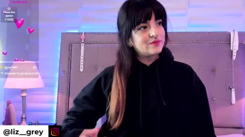 Snapshot of liz_grey_ chatting on 13, 2, 2025 online show from 13, 2, 2025