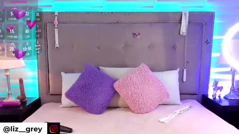 Snapshot of liz_grey_ chatting on 27, 2, 2025 online show from 27, 2, 2025