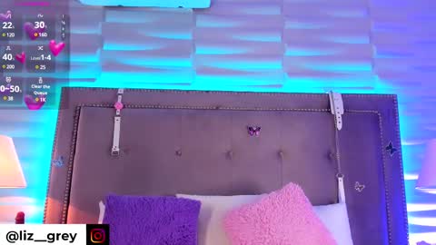 Snapshot of liz_grey_ chatting on 12, 3, 2025 online show from 12, 3, 2025