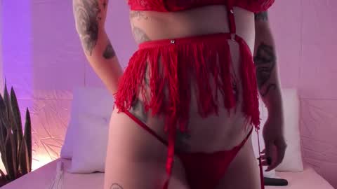 Snapshot of liz_grey_ chatting on 29, 10, 2025 online show from 29, 10, 2025