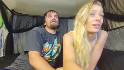 Snapshot of liz_jay chatting on 26, 10, 2025 Jay-Liz online show from 26, 10, 2025