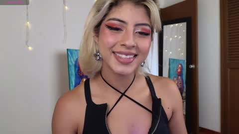 Snapshot of lizambarr chatting on 23, 1, 2025 Lizeth online show from 23, 1, 2025