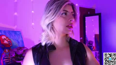 Snapshot of lizambarr chatting on 14, 9, 2025 Lizeth online show from 14, 9, 2025