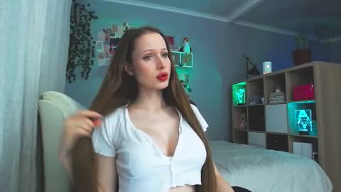 Lisa online show from 18, 11, 2025