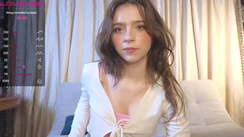 Hello there im Amelia Im new here Lets have fun online show from 2, 2, 2025