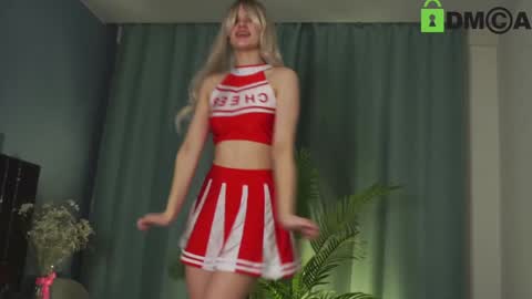 Sunnheart online show from 8, 1, 2025