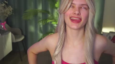 Sunnheart online show from 12, 1, 2025