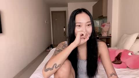 Snapshot of lizbethkvilhaug chatting on 27, 10, 2025 Lizz online show from 27, 10, 2025