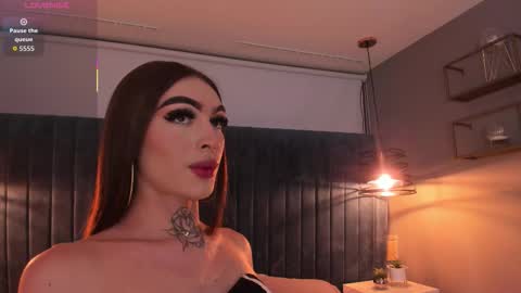 Lizz lunaaa online show from 2, 2, 2026