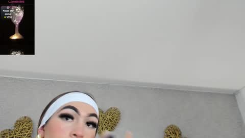 Lizz luna online show from 10, 2, 2026