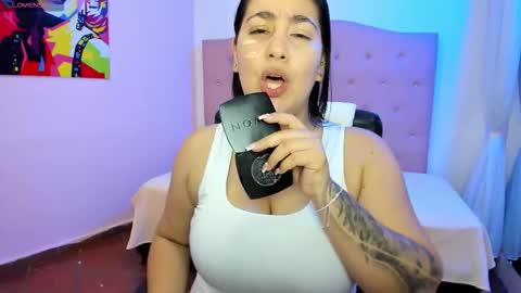 Snapshot of lizzaxs chatting on 31, 10, 2025 lizza online show from 31, 10, 2025