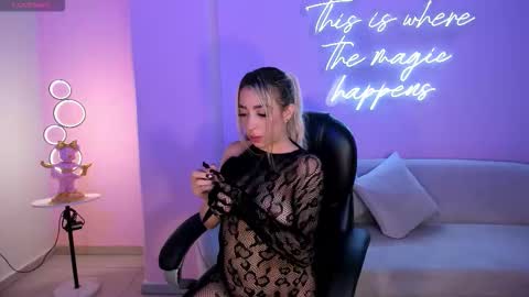 Lizz online show from 26, 10, 2025