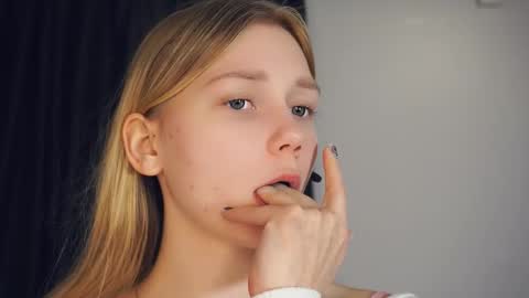 Megan online show from 4, 2, 2026