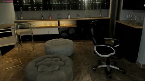 Lizzi  online show from 19, 1, 2025