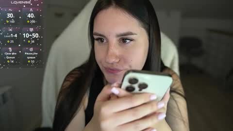 Lizi-Fox online show from 19, 10, 2025