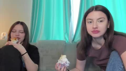 lizzi_muur online show from 31, 1, 2025