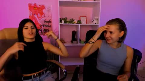 lizzie_boom online show from 15, 9, 2025