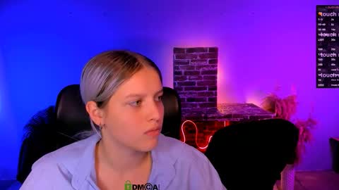 lizzie_boom online show from 17, 12, 2025