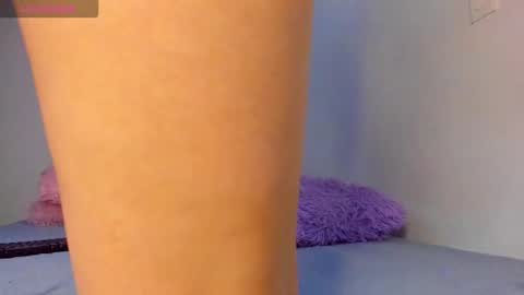 Snapshot of lizzy__1 chatting on 18, 12, 2025 lizzy online show from 18, 12, 2025