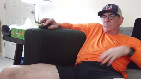 Snapshot of lngdickdaddy chatting on 23, 3, 2026 LongDick Daddy online show from 23, 3, 2026