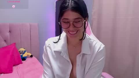 Snapshot of loaluxury chatting on 7, 2, 2025 Pamela online show from 7, 2, 2025
