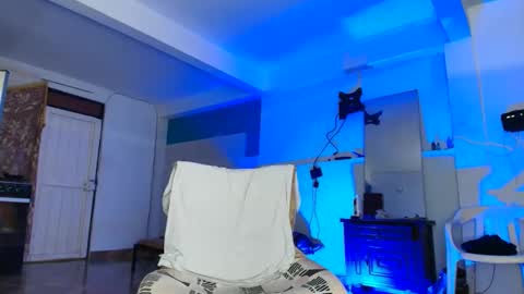 edwin online show from 8, 11, 2025