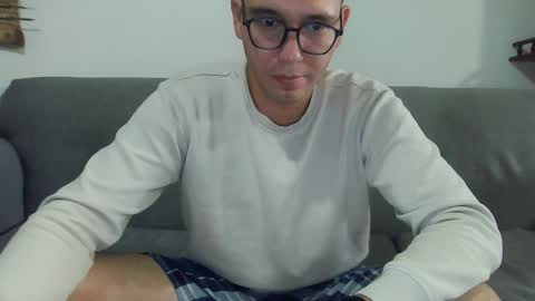 Snapshot of lobomx19 chatting on 22, 11, 2025 Lobo online show from 22, 11, 2025