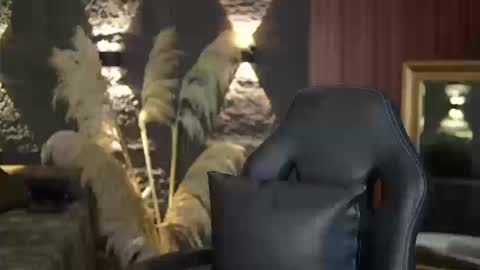 logan_cardenas1 online show from 12, 3, 2026