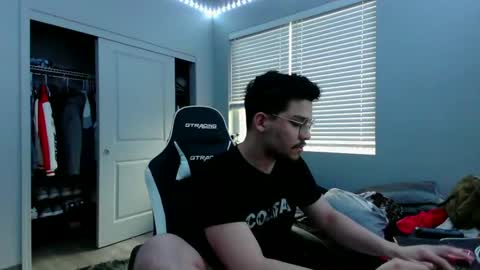 Logan suite22 online show from 24, 3, 2026