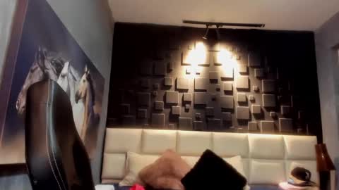 logan_varela online show from 5, 12, 2024