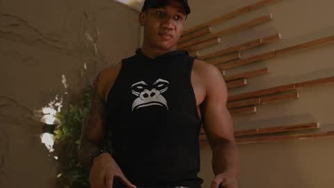 logan_varela online show from 29, 11, 2025