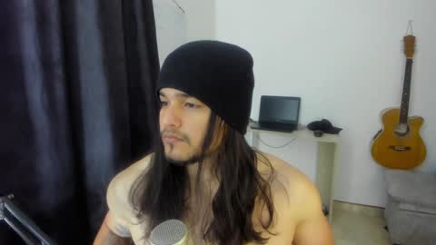 Snapshot of loganhot22 chatting on 14, 1, 2025 Logan online show from 14, 1, 2025