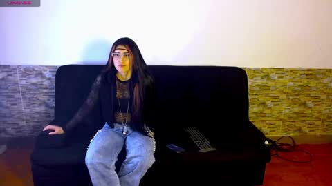 Snapshot of lois_fer chatting on 3, 4, 2026 Lois online show from 3, 4, 2026