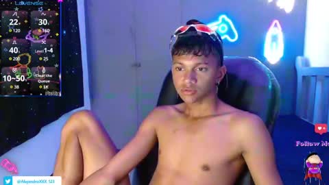 Snapshot of loistwink_1 chatting on 24, 2, 2025 LOUIS online show from 24, 2, 2025