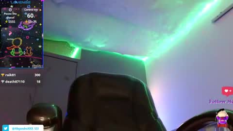 Snapshot of loistwink_1 chatting on 24, 2, 2025 LOUIS online show from 24, 2, 2025