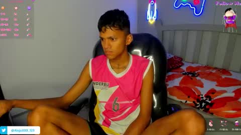 Snapshot of loistwink_1 chatting on 16, 10, 2025 LOUIS online show from 16, 10, 2025