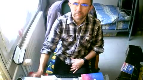 Snapshot of lokoum39 chatting on 3, 12, 2024 lokoum39 online show from 3, 12, 2024