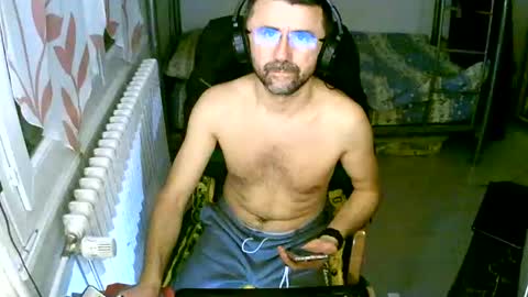 Snapshot of lokoum39 chatting on 16, 12, 2024 lokoum39 online show from 16, 12, 2024