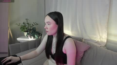 Lola online show from 1, 2, 2026