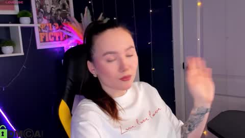 Lola online show from 4, 2, 2026