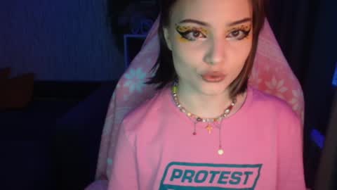 lola online show from 24, 1, 2025