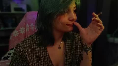 lola online show from 4, 12, 2025