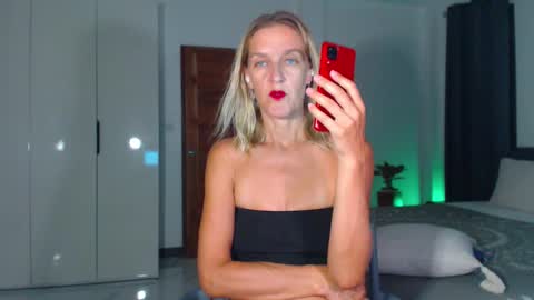 Snapshot of lolaaelita chatting on 7, 2, 2026 Lola online show from 7, 2, 2026