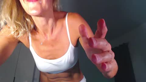 Snapshot of lolaaelita chatting on 15, 2, 2026 Lola online show from 15, 2, 2026